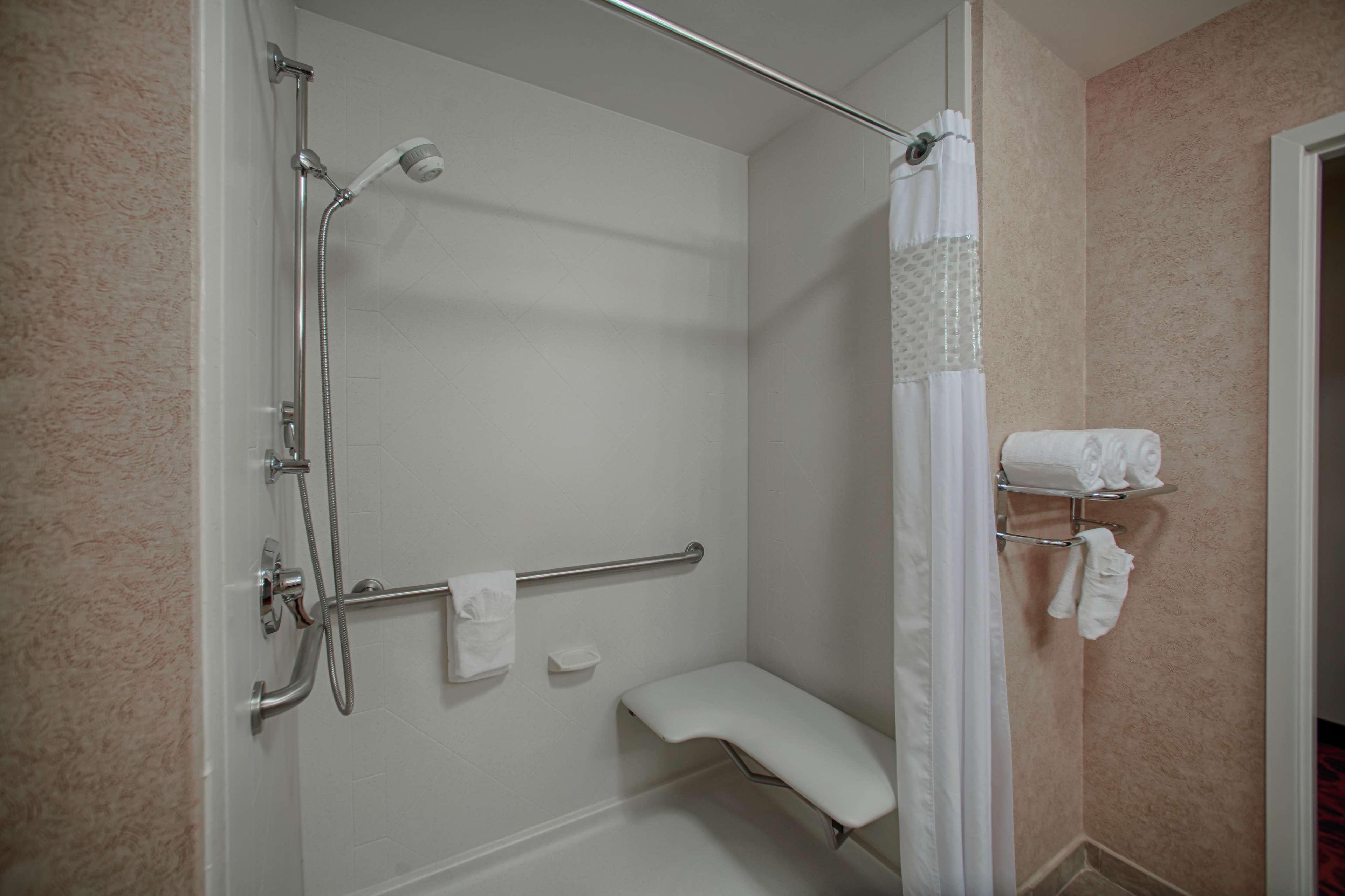 Hampton Inn Atlanta-Canton Esterno foto