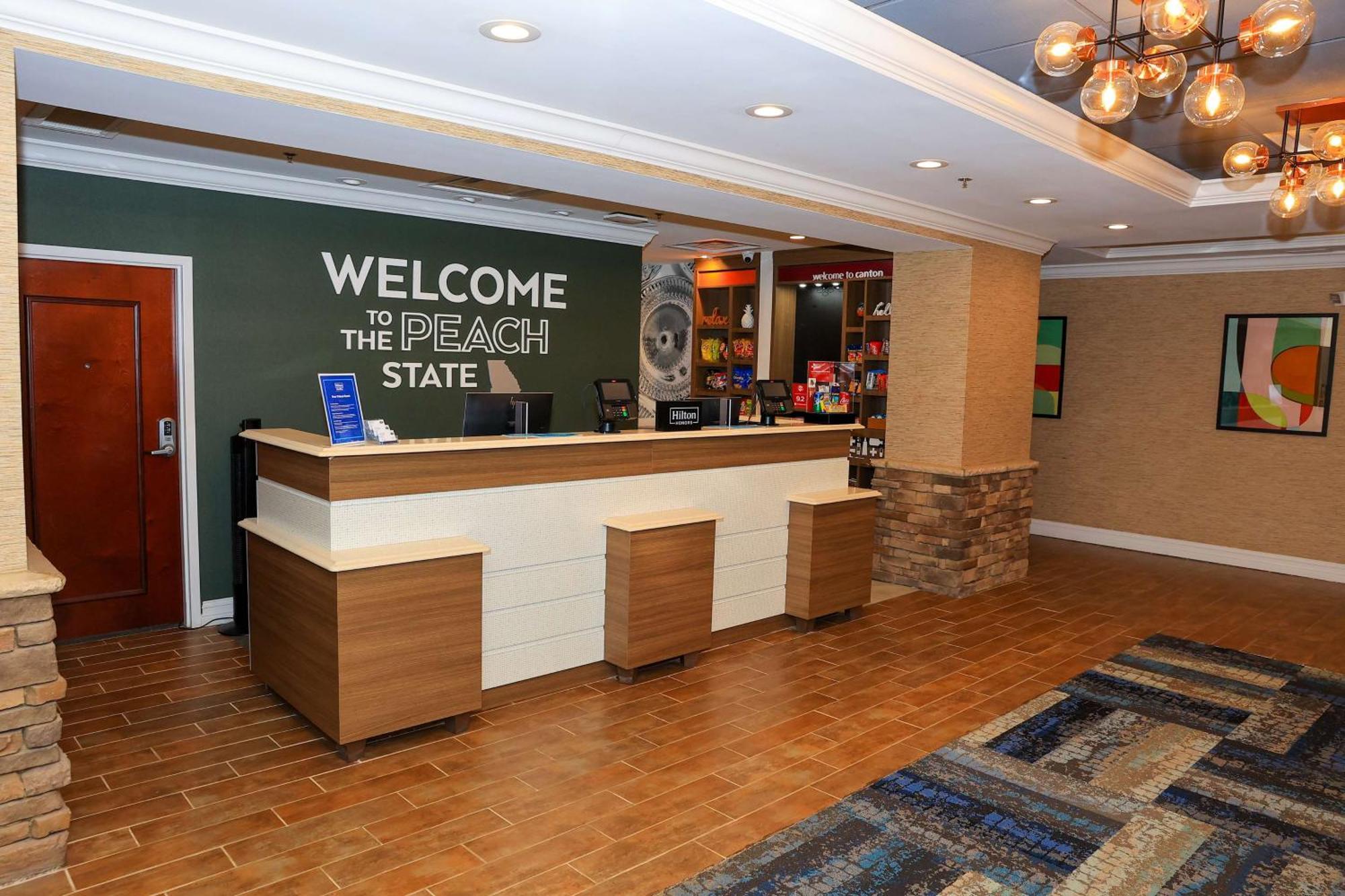 Hampton Inn Atlanta-Canton Esterno foto