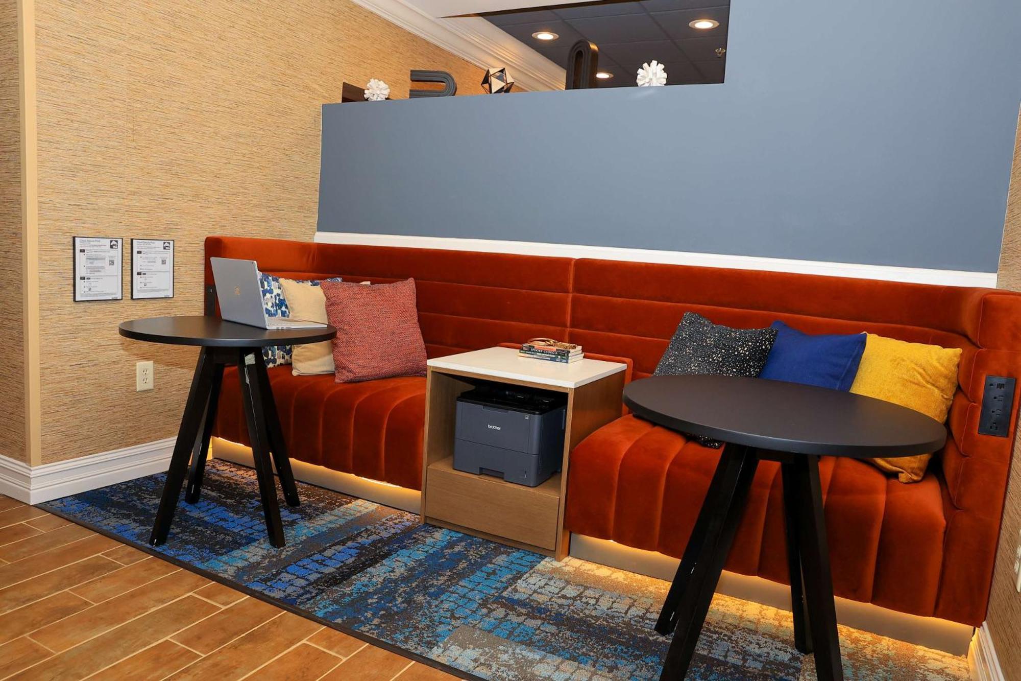 Hampton Inn Atlanta-Canton Esterno foto