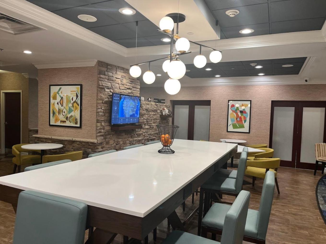 Hampton Inn Atlanta-Canton Esterno foto