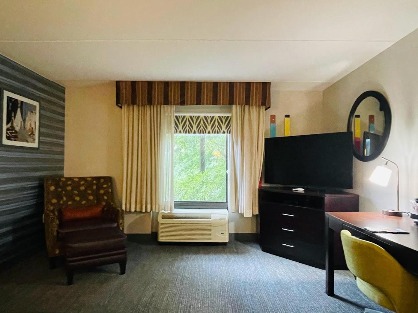 Hampton Inn Atlanta-Canton Esterno foto